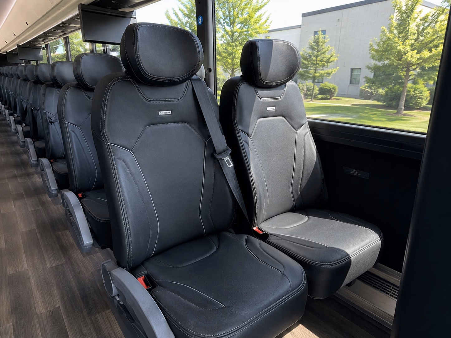 what kind of wedding bus works best for a pittsburg california celebration